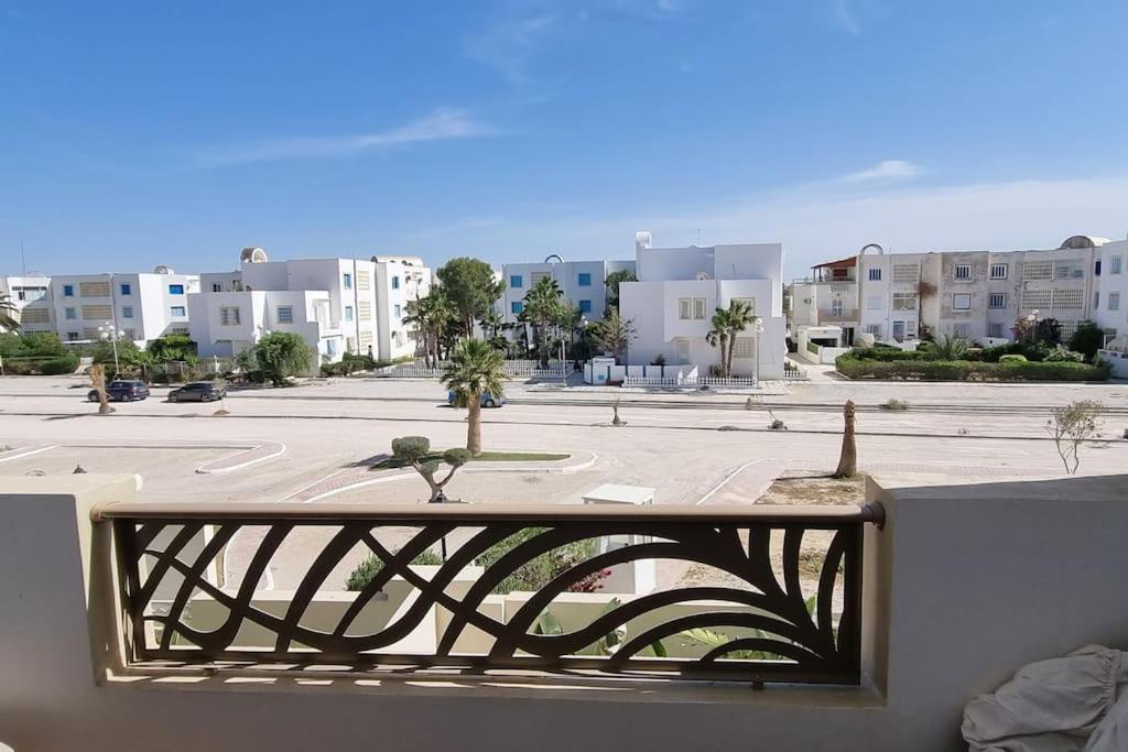 Fantastique, Luxerieux, Agreabel Appartement Monastir Bagian luar foto